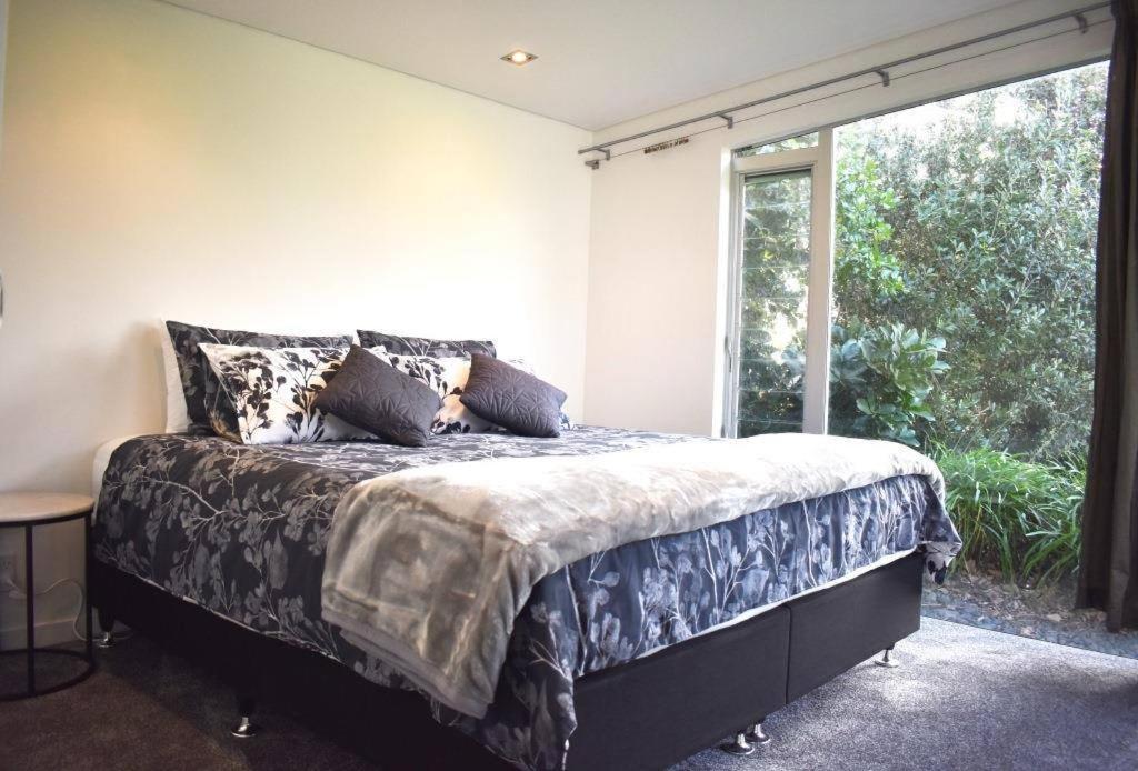 The Lakes - Kai Iwi Lakes Exclusive Retreat Kaihu ภายนอก รูปภาพ
